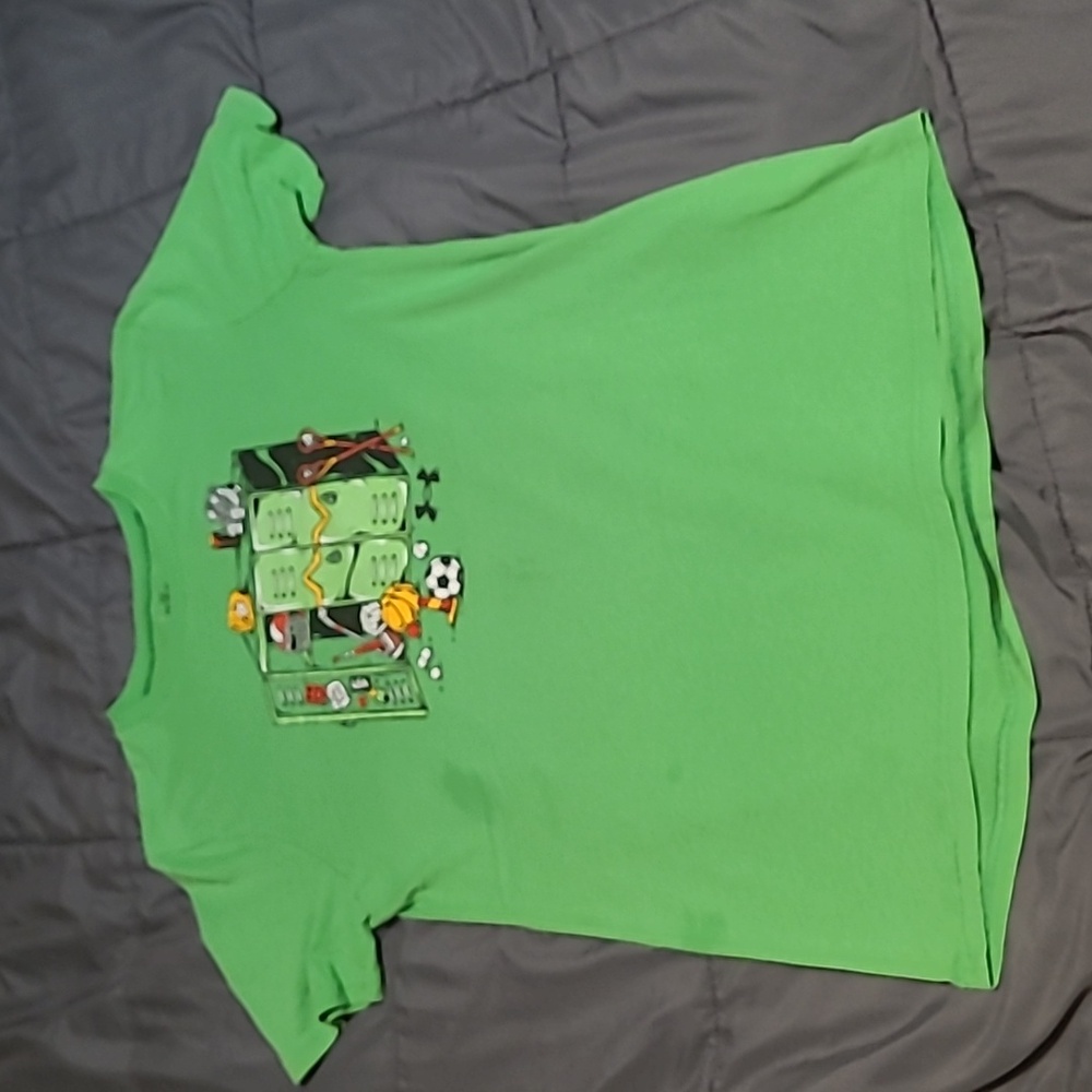 Youth Under Armour tshirt